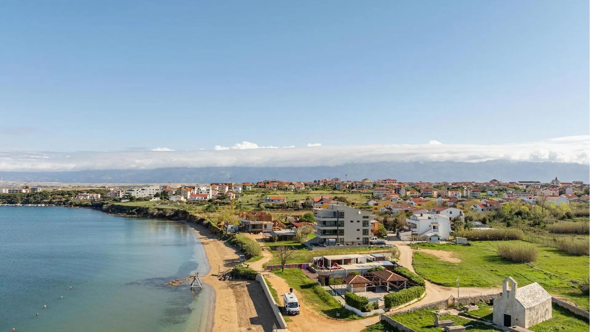 Beautiful Apartment In Povljana With Wifi